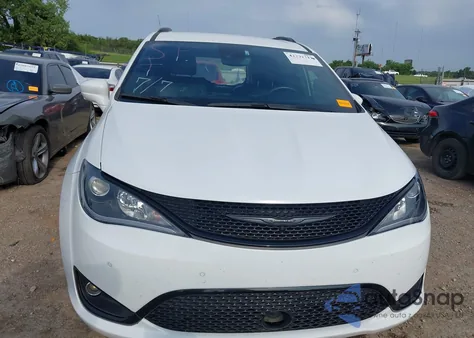 2020 Chrysler Pacifica Touring L из США, поврежденный, VIN 2C4RC1BG8LR108231